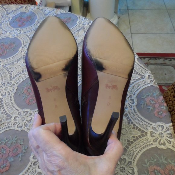 Coach Burgundy Calf Leather Ankle Boots w/ Buckle Detail Size 6M - Picture 14 of 16